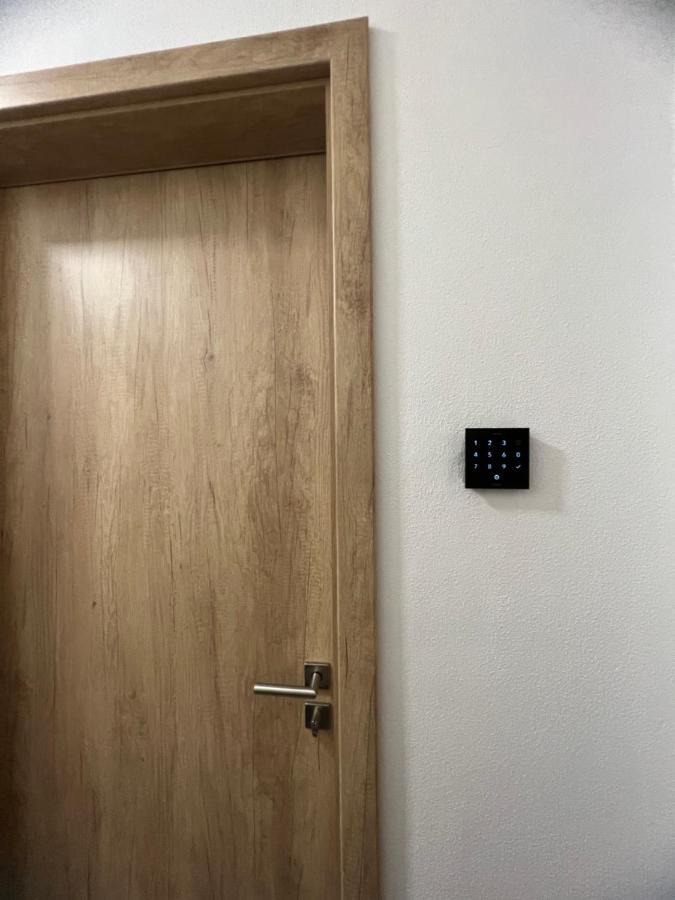 Hobiti Apartman - Frodo Černá v Pošumaví Extérieur photo
