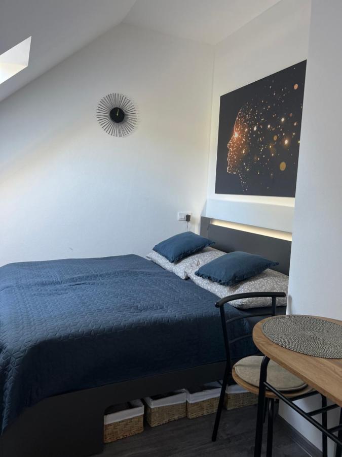 Hobiti Apartman - Frodo Černá v Pošumaví Extérieur photo