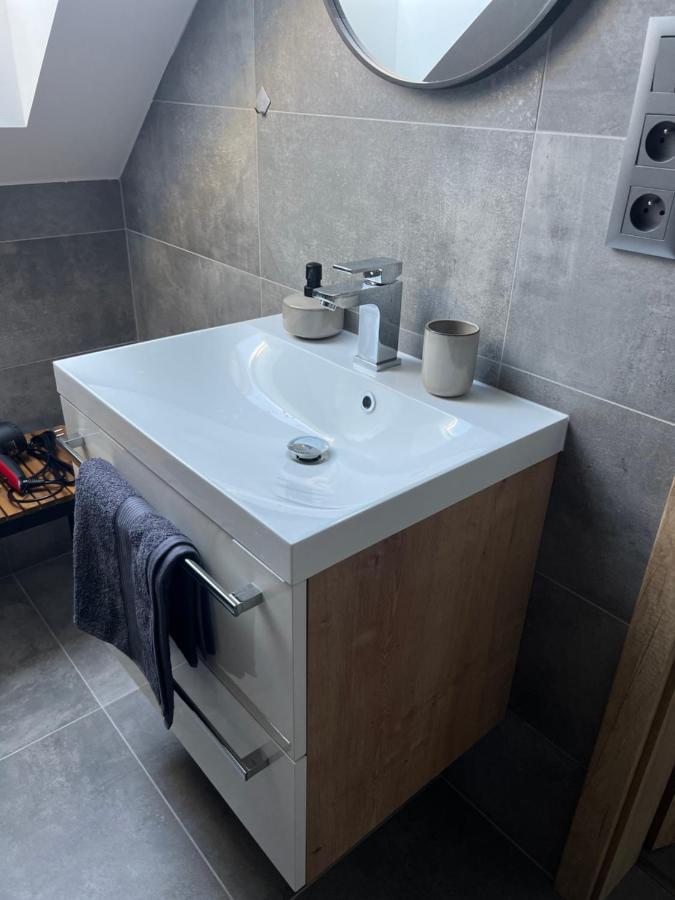 Hobiti Apartman - Frodo Černá v Pošumaví Extérieur photo